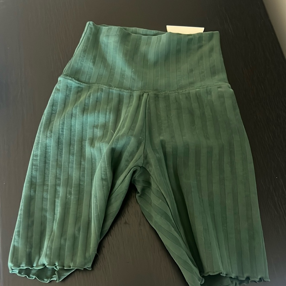 NWT  * Aerie off-line forest, Green bike, short size extra small